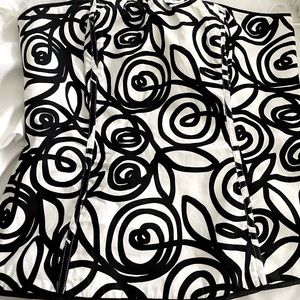 White House Black Market Bustier size 6 NWOT